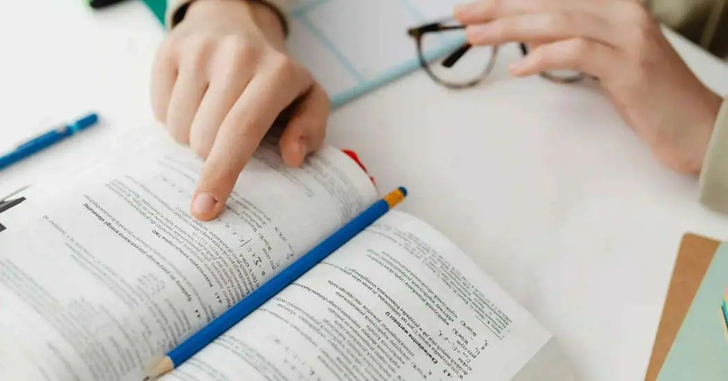 Cómo hacer referencias en formato APA